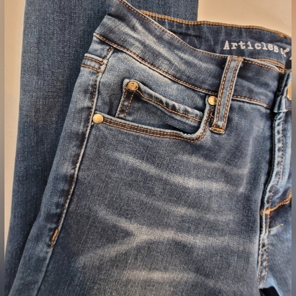 Articles Of Society Low Rise Raw-Hem Form Fitting Jeggings - Size 25 - Picture 4 of 12